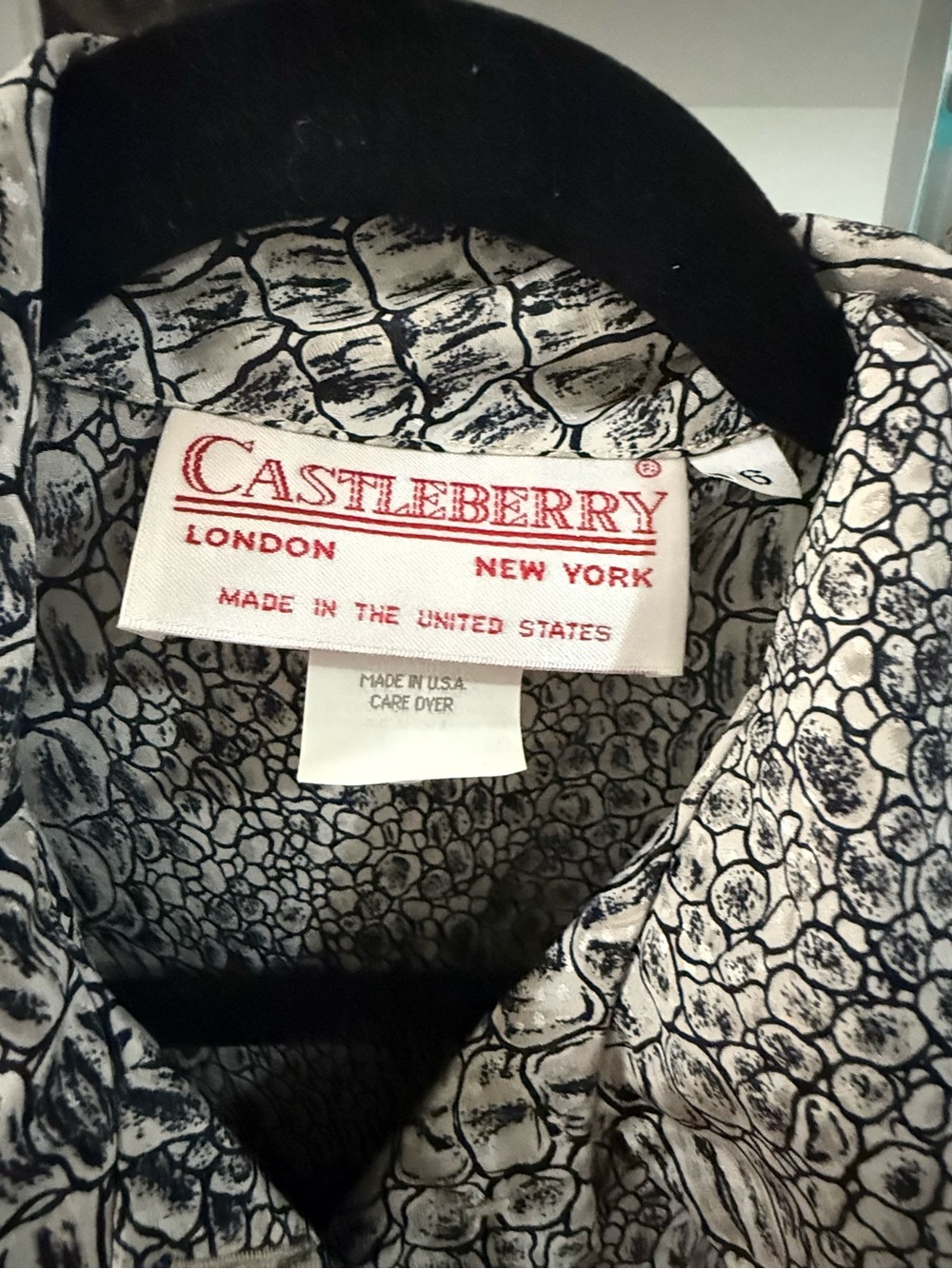 Castleberry Black & White Patterned Women's Blazer